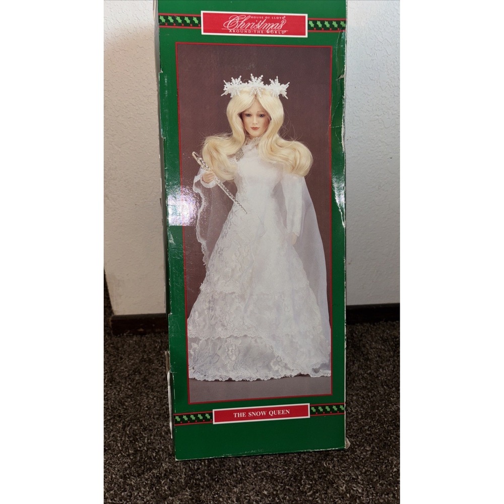 House of Lloyd Snow Queen Christmas doll New damaged box never used complete